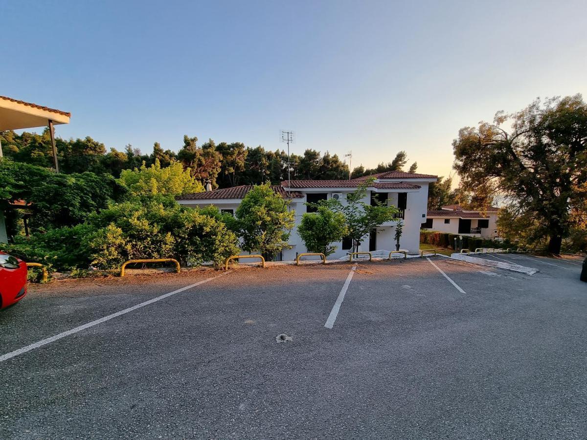 Beachfront 100m From Sea For Up To 10 Guests Villa *
