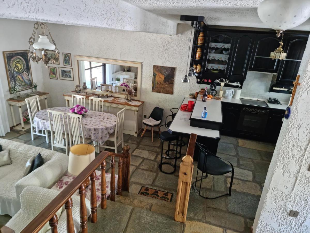 Beachfront 100m From Sea For Up To 10 Guests * Siviri